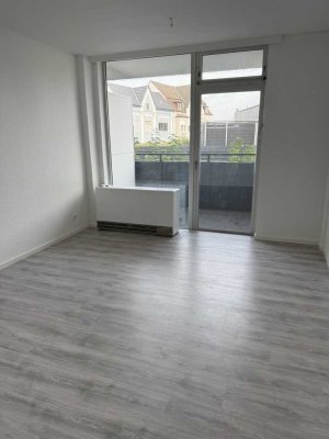 Renovierte 2-Zimmer-Stadtwohnung mit Balkon