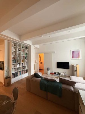 Stylische Loftwohnung mit 4 m Deckenhöhe, Industrial-Flair & hochwertiger Einbauküche – zentral in M