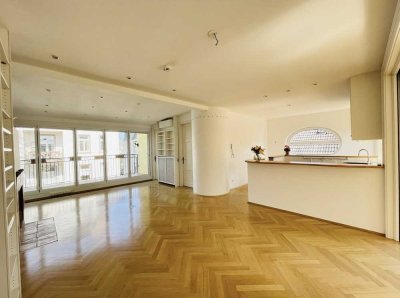 Lichtdurchflutete 4-Zimmer-Maisonette-Wohnung in repräsentativer Stadtvilla*Dachterrasse*Balkon