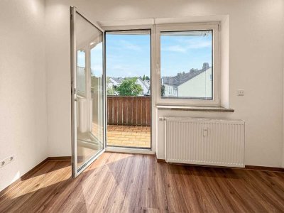 MIETE- HOCHZOLL: Frisch renovierte 3-Zimmer mit Westbalkon - sofort bezugsfrei!