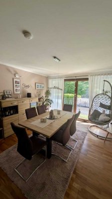 Moderne 4-Zimmerwohnung mit Garten und Balkonen