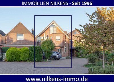 Nur 3 Wohneinheiten! Sofort frei! Schicke Maisonette-ETW im 1. OG mit Loggia + Garage nahe Ortskern