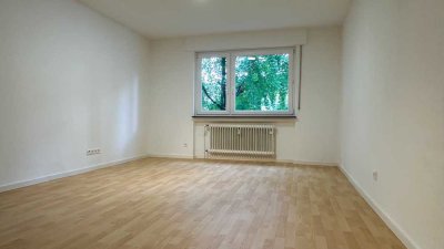 Renovierte 1-Zi. Wohnung mit EBK in top Lage von Oberesslingen