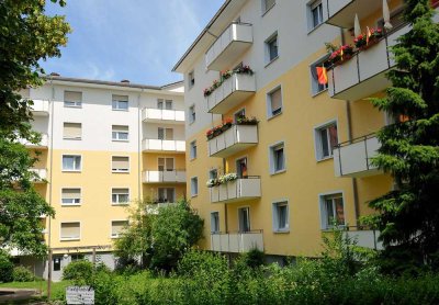 Attraktiv! Ansprechende und moderne 3-Zimmer-Wohnung mit Balkon