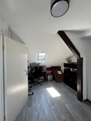 750 € - 50 m² - 2.0 Zi.