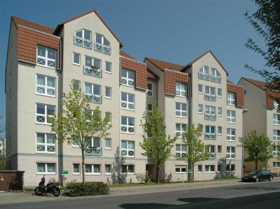 Üppige 2-Raum-Wohnung in grüner Lage sucht Neumieter/in
