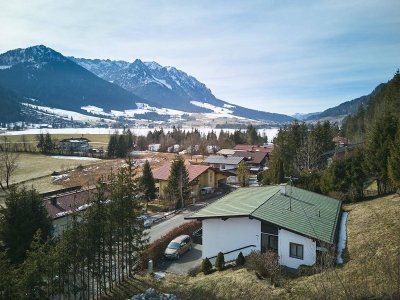FREIZEITWOHNSITZ - Bungalow auf großem Grundstück mit Seeblick