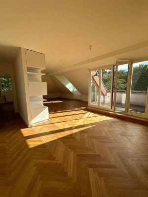 Lichtdurchflutetes Wohnen im Grünen – 114 m² Dachgeschosswohnung in Berlin-Kladow