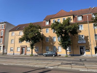 Möblierte gemütliche 1,5 ZI-DG-WE  im Süden von Halle