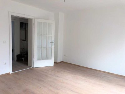 1A Lage- freie Wohnung in KS- Vorderen Westen m. Balkon + Garten / 3 ZKB Herkulesstr - Privat