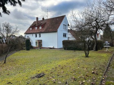 Mehrfamilienhaus mit Potential zu verkaufen