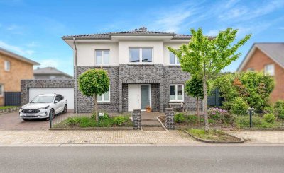 Hochwertige KfW-40-Stadtvilla in moderner Architektur in Achim – Baujahr 2014 – 183 m²