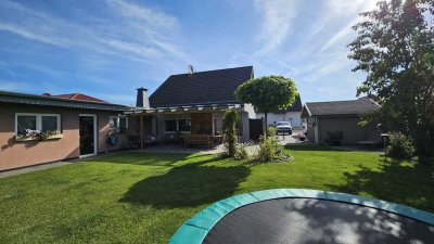 Freistehendes Einfamilienhaus mit Garten, (Outdoor)Sauna, Terrasse & Garage in Mariental (Grasleben)