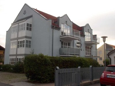 Helles freundliches 1-Zimmer Appartment mit Balkon und EBK in Cham