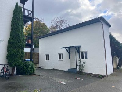 Erstbezug nach Sanierung: 3-Zi.-Maisonette-Wohnung in Hamburg-Harburg