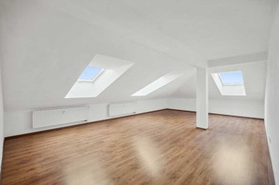 Provisionsfrei – Dachgeschosswohnung in sehr gutem Zustand