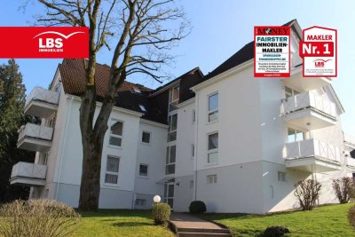 Großzügige Stadtwohnung           ca. 103 m² Wfl., 4 Zimmer, Balkon, Garage