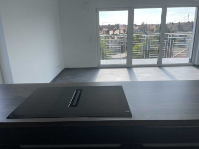 Exklusive 2-Zimmer-Wohnung mit gehobener Innenausstattung mit EBK in Nürnberg