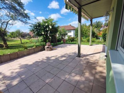 Ruhige EG-Wohnung (2 Einheiten, 130 m², 2xTerrassen,Garten, Stellpl.) Familie/Mehrgenera./Homeoffice