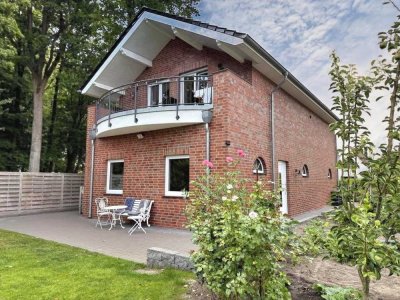 Neuwertige 2-Zimmer-Penthouse-Wohnung mit Dachterrasse und EBK in Bremen St. Magnus