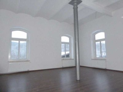 4 Zi. Wohnung, Erdgeschoss ca. 134,12 m², 1 Duschbad, 1 Gäste WC, denkmalgeschützten MFH, Rudolstadt