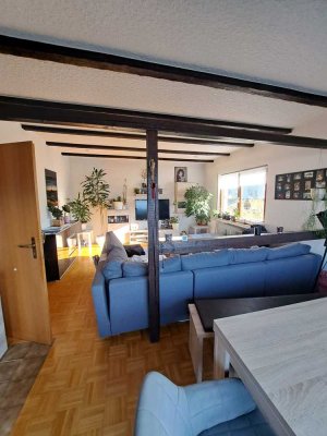 1200.0 € - 146.0 m² - 6.0 Zi.