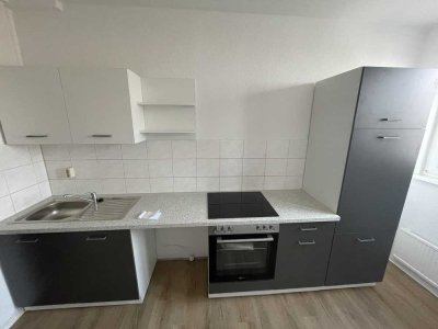 Sanierte 4-Zimmer Wohnung mit Einbauküche