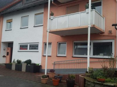 Wohnung mit fünf Zimmern sowie Balkon in Sulzbach