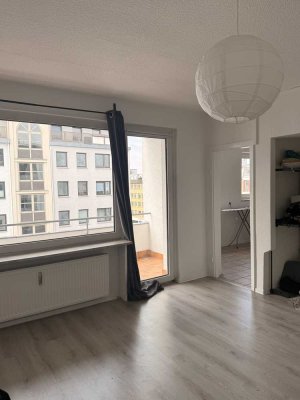 1 Zimmer Wohnung mit Balkon in Braunschweig Innenstadt