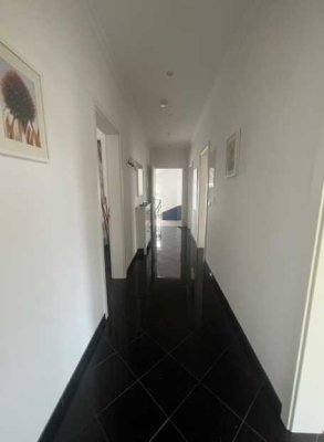 ETW  4 Zimmer Wohnung in Rödelheim im 4. OG