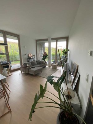 Stilvolle 2-Zimmer-Erdgeschosswohnung mit Terrasse und Garten in Regensburg