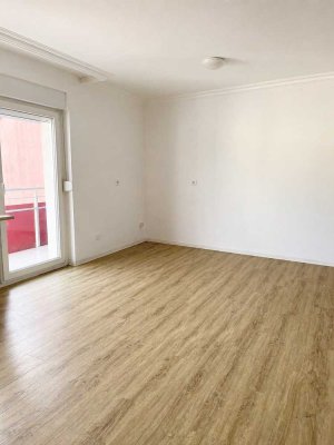 Frisch renovierte 3-Zimmer-Wohnung mit großem Balkon in ruhiger Innenstadtlage von Baden-Baden