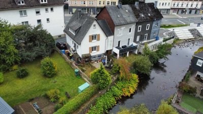 4-Zimmer Reihenendhaus im Zentrum von Herdorf mit Garten und Außenstellplatz
