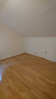 3-Zimmerdachgeschosswohnung in Wuppertal-Ronsdorf