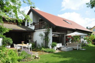 Großes Einfamilienhaus mit Garten in absoluter Bestlage