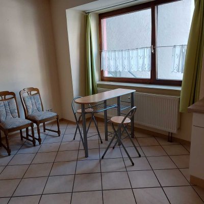 Ansprechende und modernisierte 3,5-Zimmer-EG-Wohnung mit gehobener Innenausstattung in Würzburg