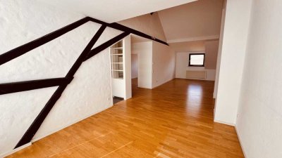 -I| EINE WIE KEINE || Wunderschöne Mansarden-WHG im Altbau || SONNENTERRASSE |I-