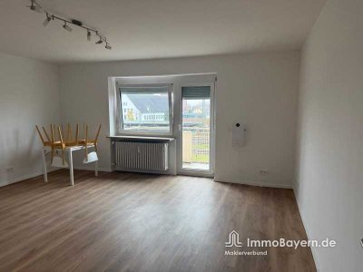 Neuwertige 3-Zimmer-Wohnung mit 2 Balkone in Augsburg-Oberhausen