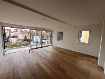 Neuw! 4-Zi.-Whg. (ca. 101 m²) mit ca. 12 m² Balkon am südöstlichen Altstadtrand von Regensburg