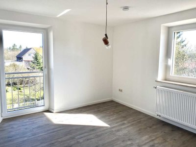 Helle und sanierte 2-Zimmer-Wohnung in Eckersdorf zu vermieten