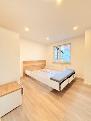 VOLLMÖBLIERTES WG-ZIMMER IN TOP LAGE | WG NEUGRÜNDUNG |  GARTEN | EBK