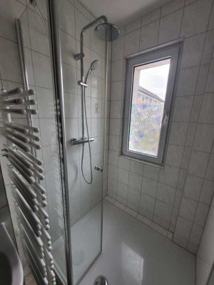 2-Raum-Wohnung mit ebenerdiger Dusche!