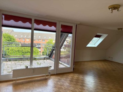 Sehr schöne drei Zimmer Maisonette Wohnung mit Einbauküche und Stellplatz! Video!!!!!