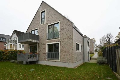 In zweiter Reihe: Ruhig gelegene und moderne Maisonette-Wohnung mit West-Balkon!