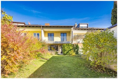 CHARMANTES REIHENMITTELHAUS - IM SCHÖNEN MÜNCHEN-ALLACH