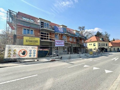 ++ VIER ZIMMER mit Balkon &amp; tollem Ausblick ++