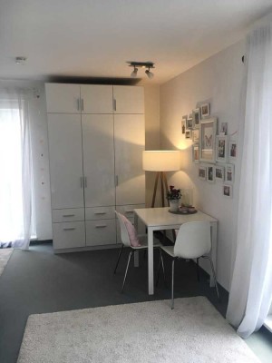 Komfortable helle 1+Zi-Wohnung, Festungsblick, ruhig und idyllisch