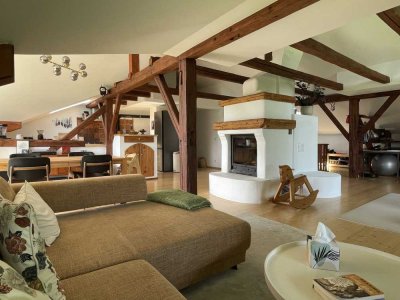 Traumhafte Dachgeschosswohnung mit Luxusausstattung – 30 Minuten südlich von München