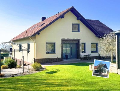 Zweifamilien-Wohlfühlhaus mit Gartenoase! Stilvoll, ruhig, modern und parallel nah am Städtetreiben.