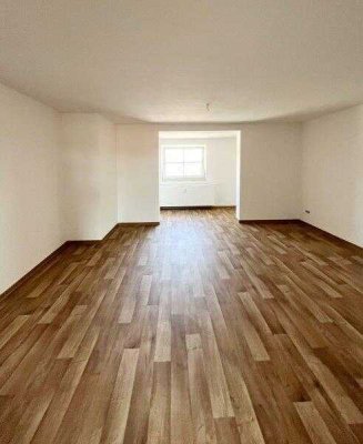 Charmante 3 Raum Wohnung in zentraler Lage